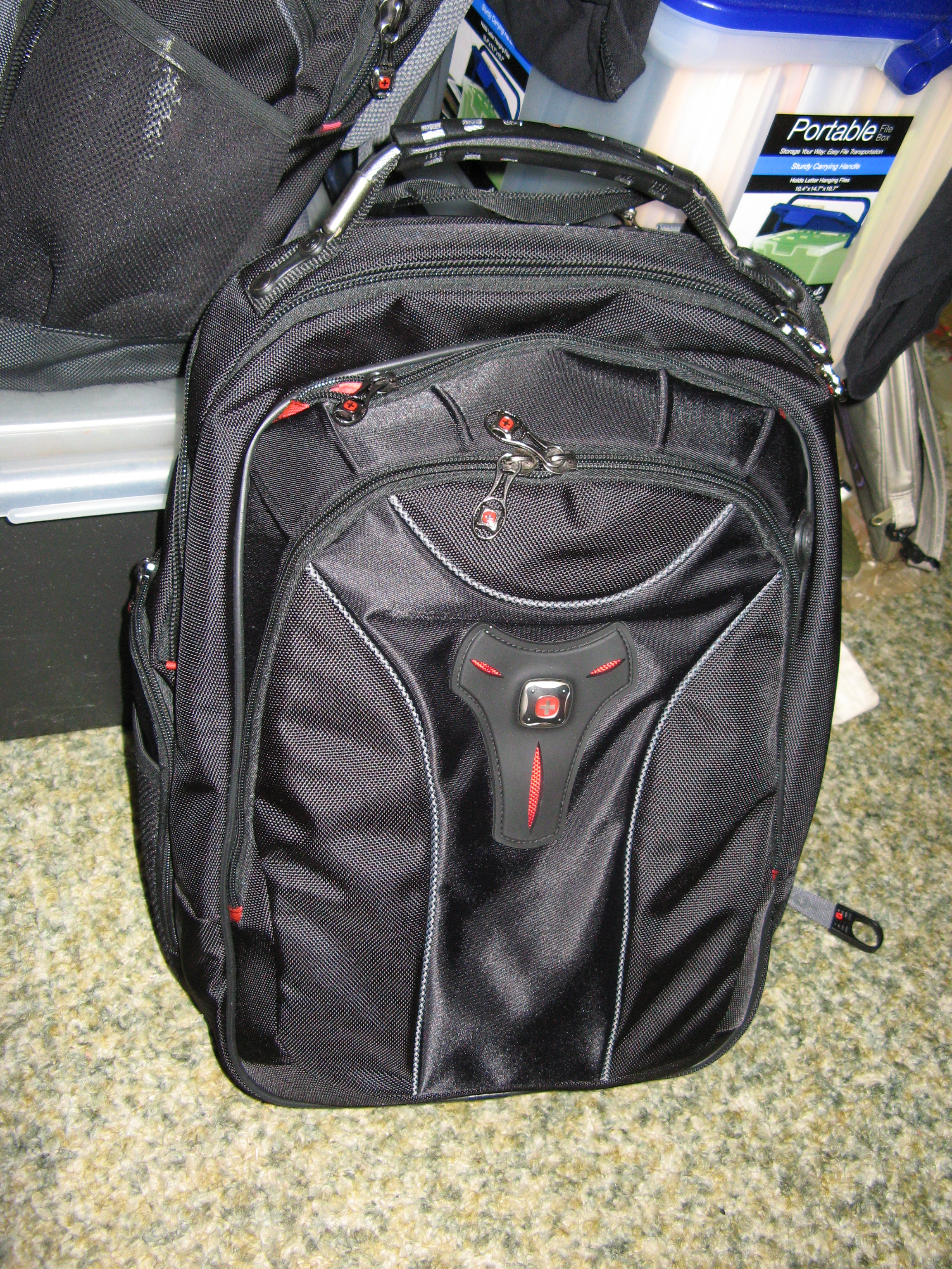 wenger carbon backpack
